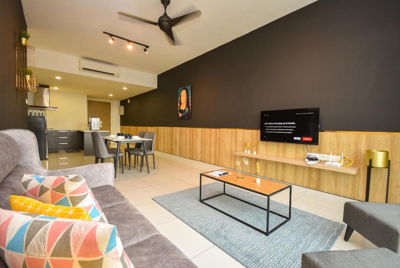 Midvalley Southkey Mosaic Suite By Nest Home Τζόχορ Μπάχρου Εξωτερικό φωτογραφία