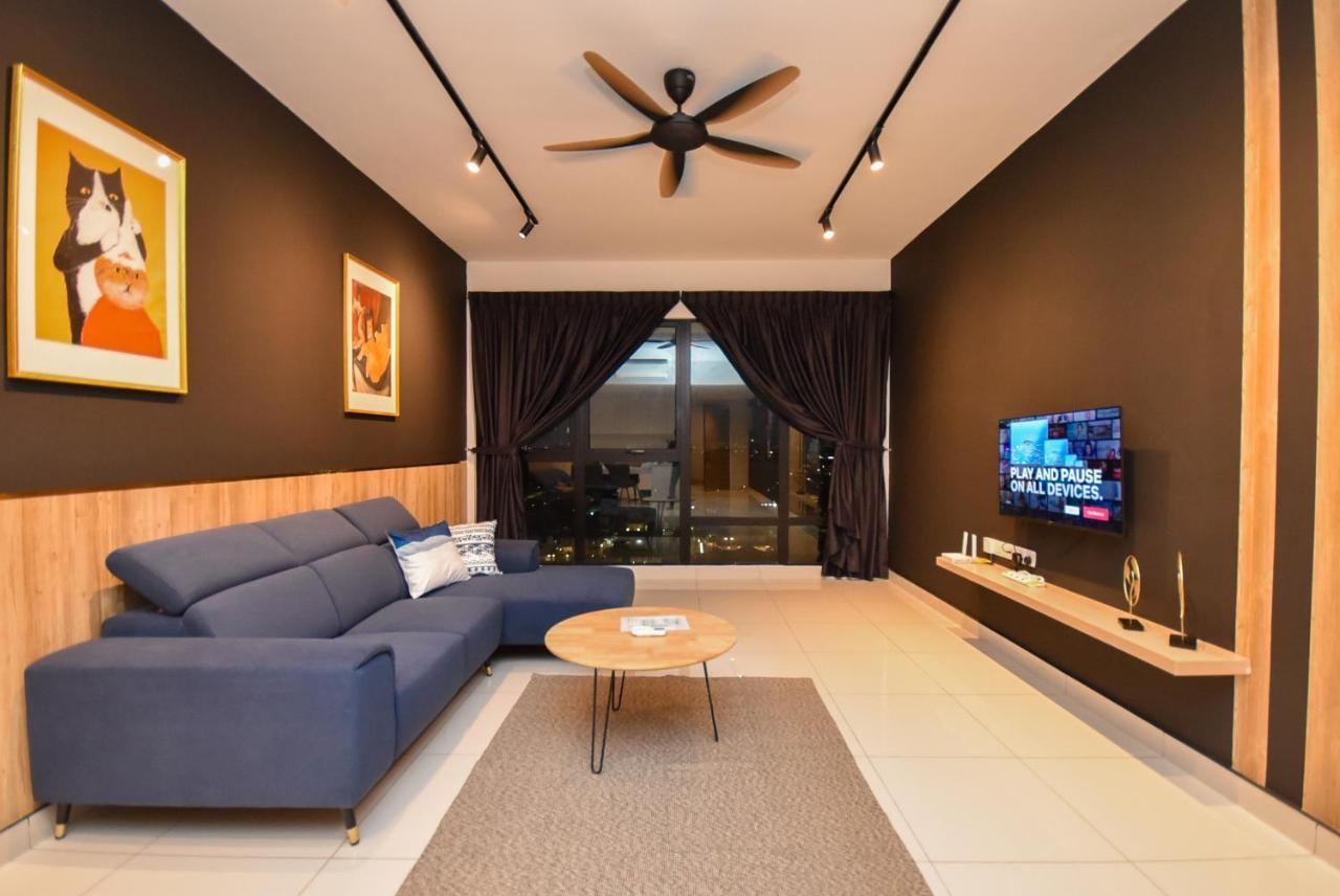 Midvalley Southkey Mosaic Suite By Nest Home Τζόχορ Μπάχρου Εξωτερικό φωτογραφία